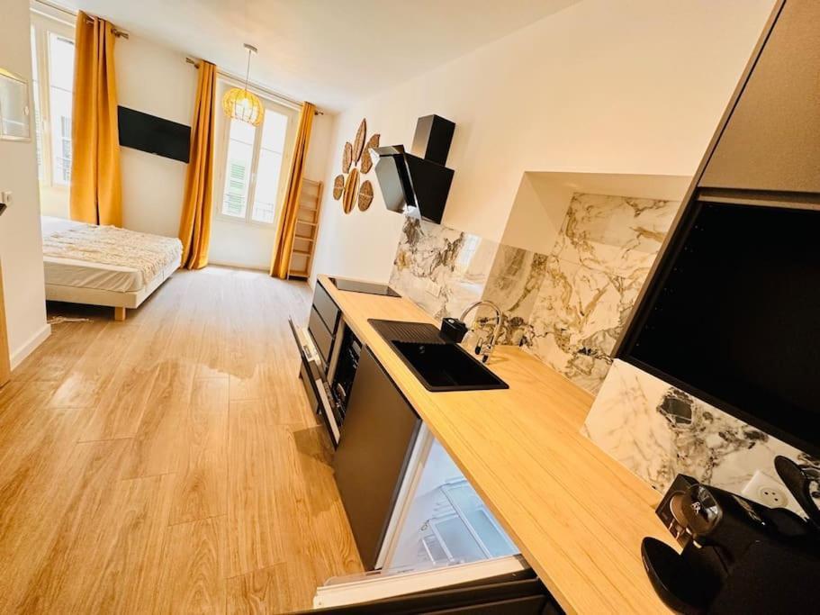 Les Appartements De Nana 4 - Studio Hypercentre, Rue Meynadier, Palais & Plage, Clim, Wifi Cannes Eksteriør bilde